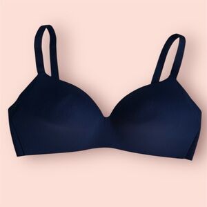 Knix Navy Wing Woman Contour Seamless Wire Free Bra sz 38C